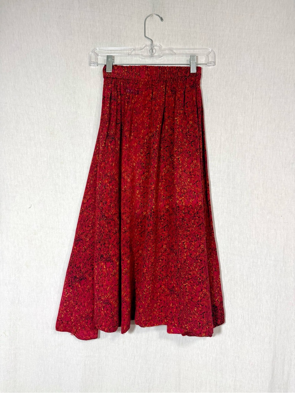 Kadur size XS true vintage Red Floral Midi Skirt - Classic Women's Skirt